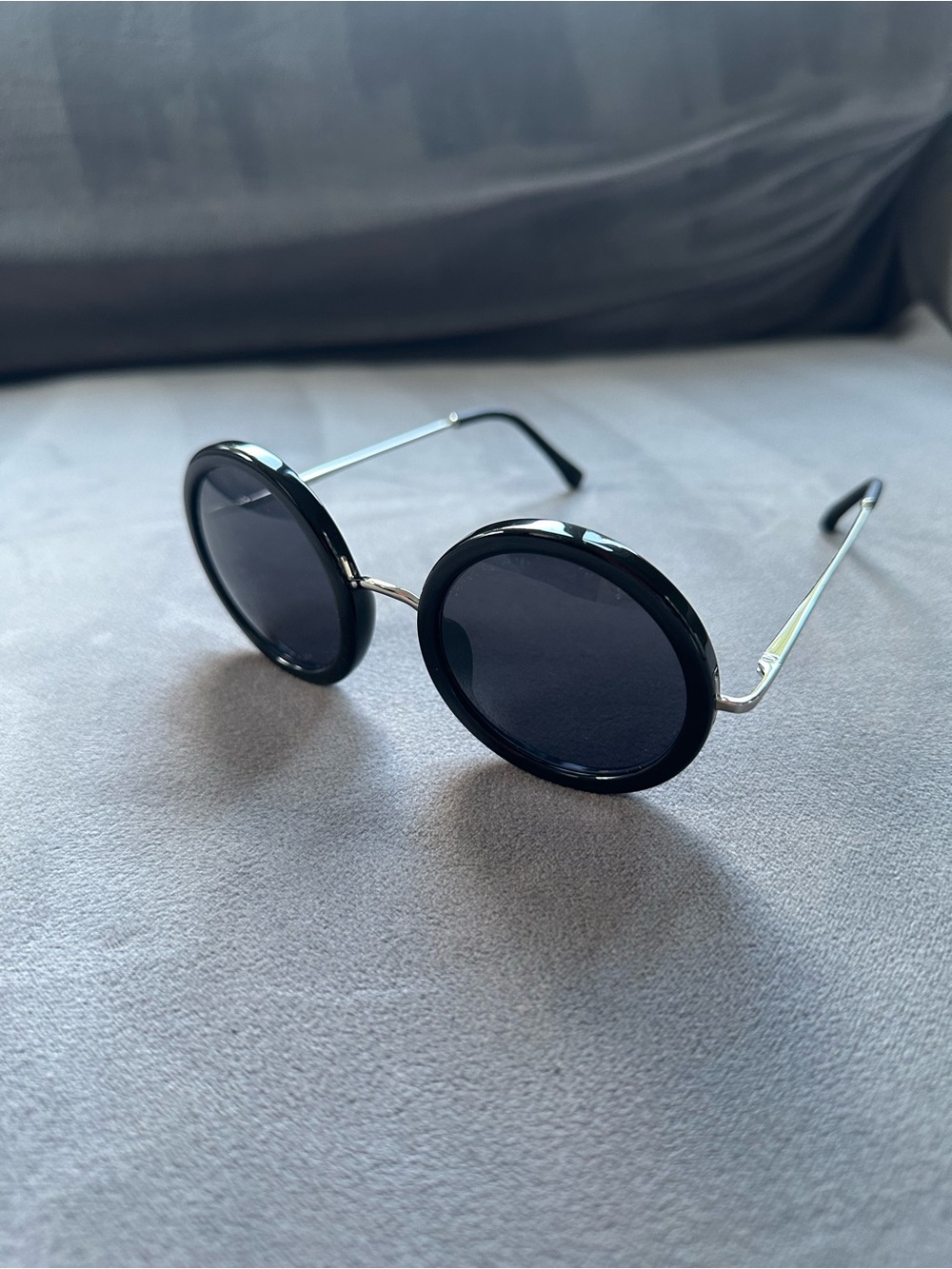 Linda Farrow Black Round Sunglasses with Dark Lenses - Picture 2 of 4
